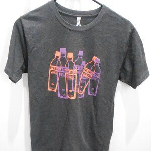 Svedka Vodka Orange Purple Bottles Heathered Dark Gray Short Sleeve T-shirt Sz-S